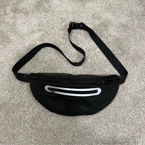 66 Degree North belt bag